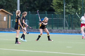 Bild 65 - wU18 Hamburger SV - Harvesterhuder THC : Ergebnis: 2:1